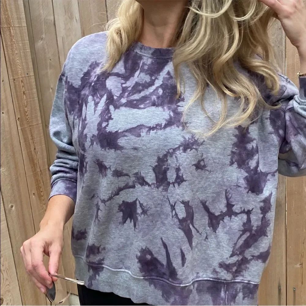 Tie dyed cotton blend sweater size large